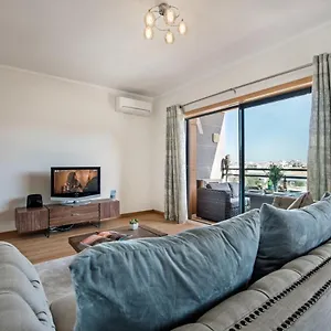 Apartment Sunset Olhao- Modern 3 Bed Luxury With Rooftop Pool, Olhao